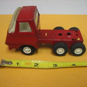 Vintage Tonka Minn #55010 Red Semi Truck Cab Pressed Steel Metal